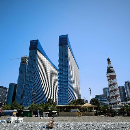Aparthotel Orbi City Sun Tower 43 Floor Batumi Zewnętrze zdjęcie